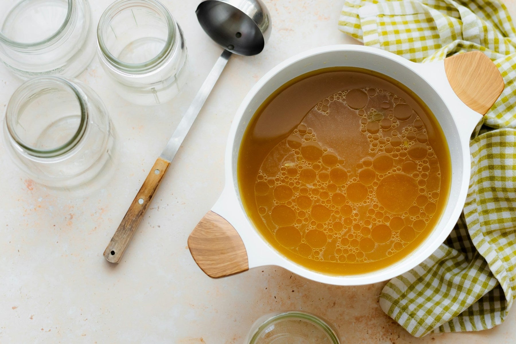 What to Look for in Quality Bone Broth Products - Carnivore Store